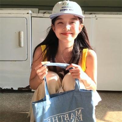 鸭川荷尔摩